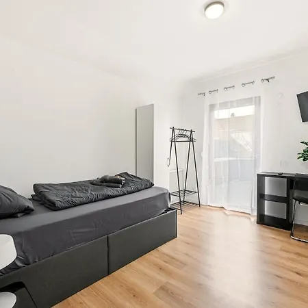 Es07 Grosse Fuer Monteure In Esslingen Apartamento